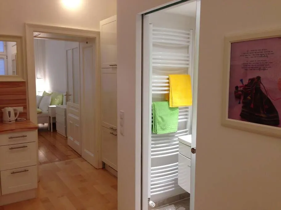 Danube Art Apartments Wien 0*,